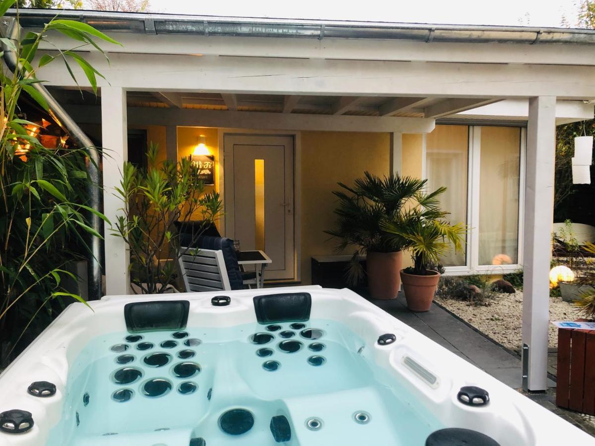 Apartment Tinyhouse Mit Pool, Outdoor Whirlpool Und Garten Petershagen-Eggersdorf Exterior foto